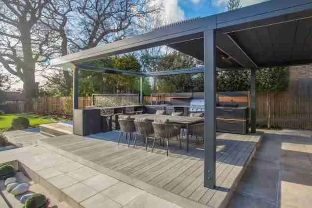 Outdoor kitchen in Stoke D'Abernon, Cobham garden