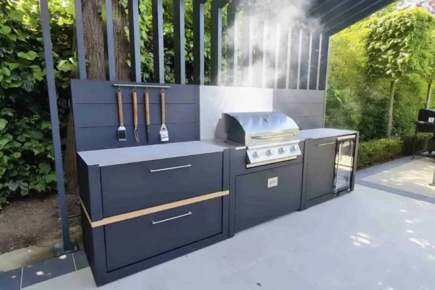 Outdoor kitchen in highgate london