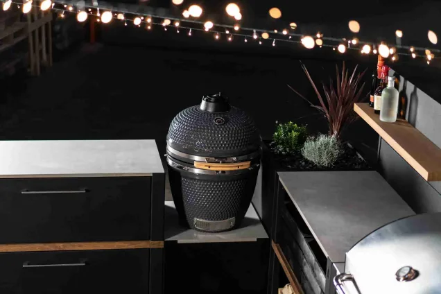Outdoor kitchen picture Gusto with lights