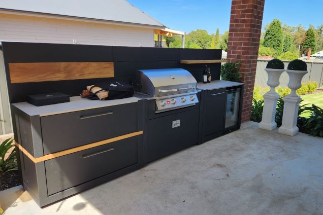 outdoor kitchen with Bull gas grill and built-in fridge at Stawell, Northern Grampians