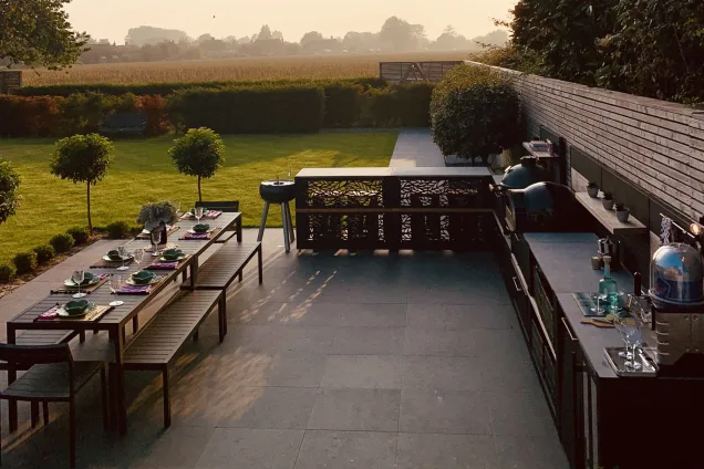 Outdoor kitchen in Bosham, Chichester at sunset