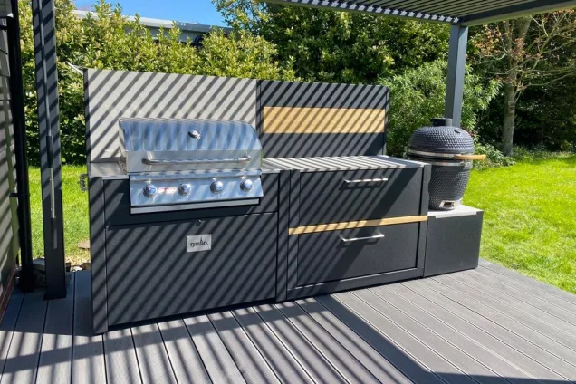 Outdoor kitchen in Crowfield with bull bbq and gusto charcoal bbq