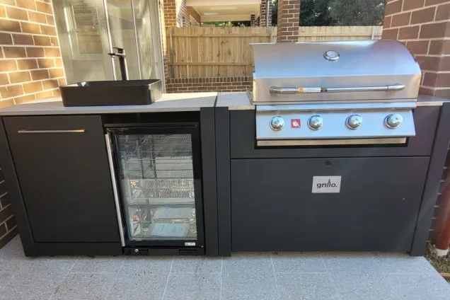 Outdoor kitchen in croydon sydney