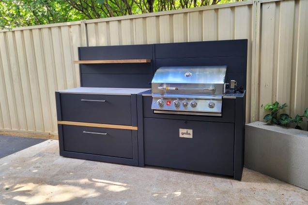 outdoor kitchen in Oatlands, Sydney, Australia