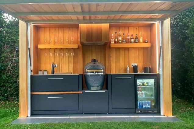outdoor kitchen in garden shed with lift-up door in Maidenhead, Windsor