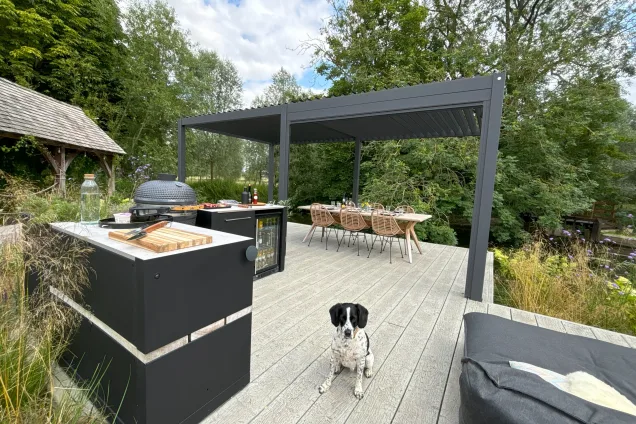 outdoor kitchen with dog in Kelvedon, Essex