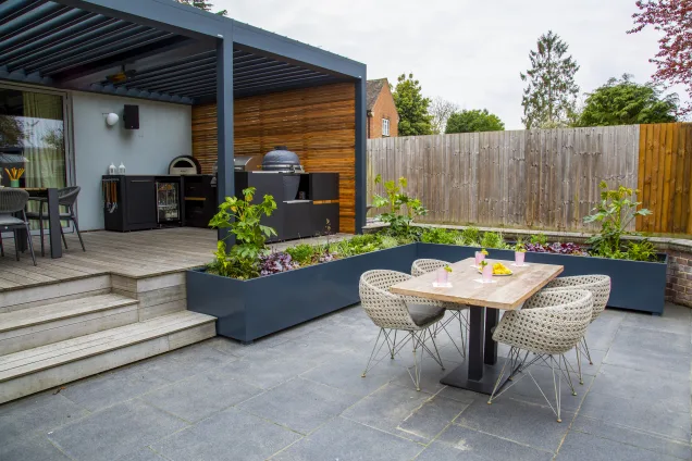 Outdoor kitchen in Colchester with pizza oven, bull bbq and gusto bbq