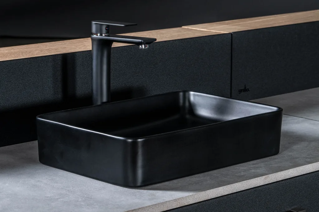close up of tarn sink on bar worktop