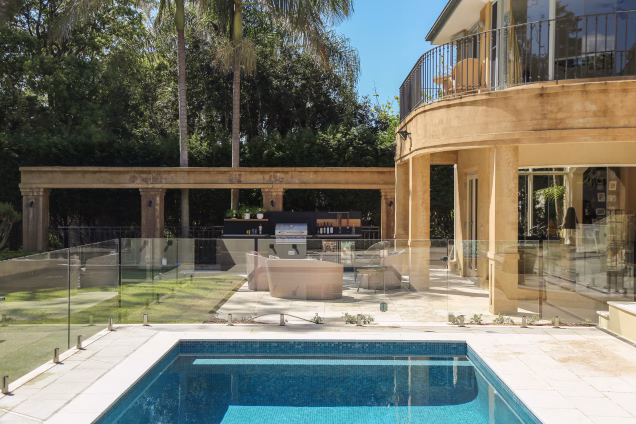 outdoor kitchen in Wahroonga, Sydney