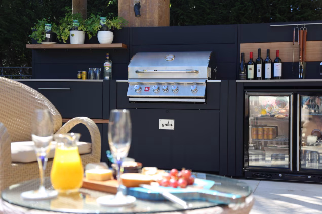 Outdoor kitchen in Wahroonga, Sydney, NSW