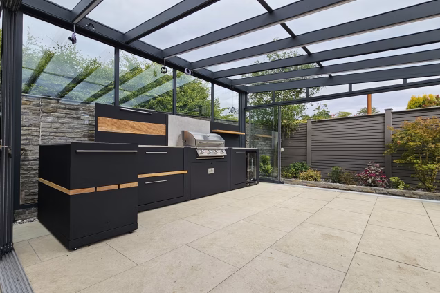 Outdoor Kitchen on large patio in Stewarton, Ayrshire