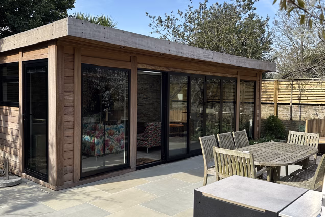 Outdoor garden building by Bakers Garden Buildings in Blackheath London