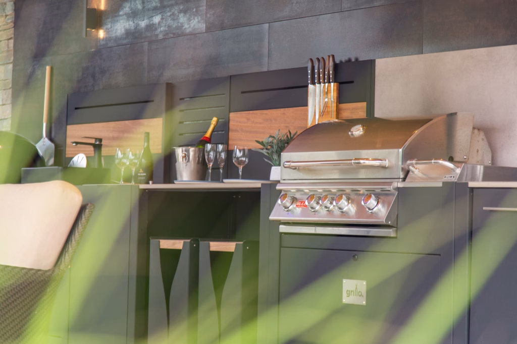 close up of bull gas grill in grillo outdoor kitchen