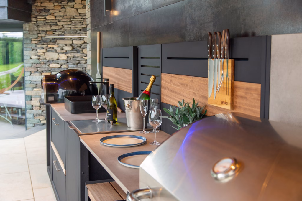 grillo outdoor kitchen with bbqs and lots of worktop space