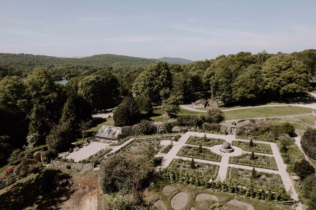 large garden at Townhead wedding estate