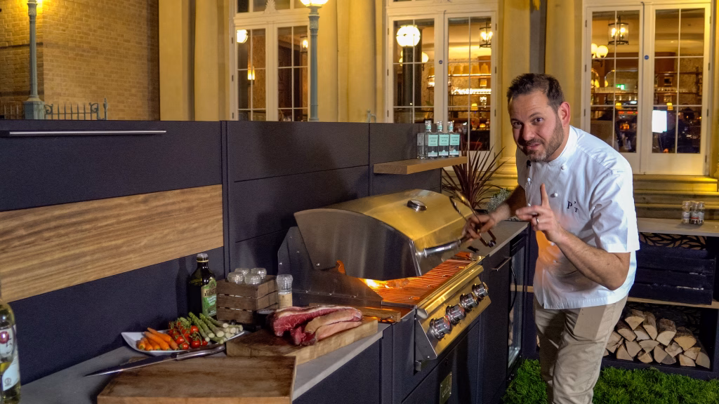 Chef Tristan Welch puts the Bull Outlaw grill through its paces